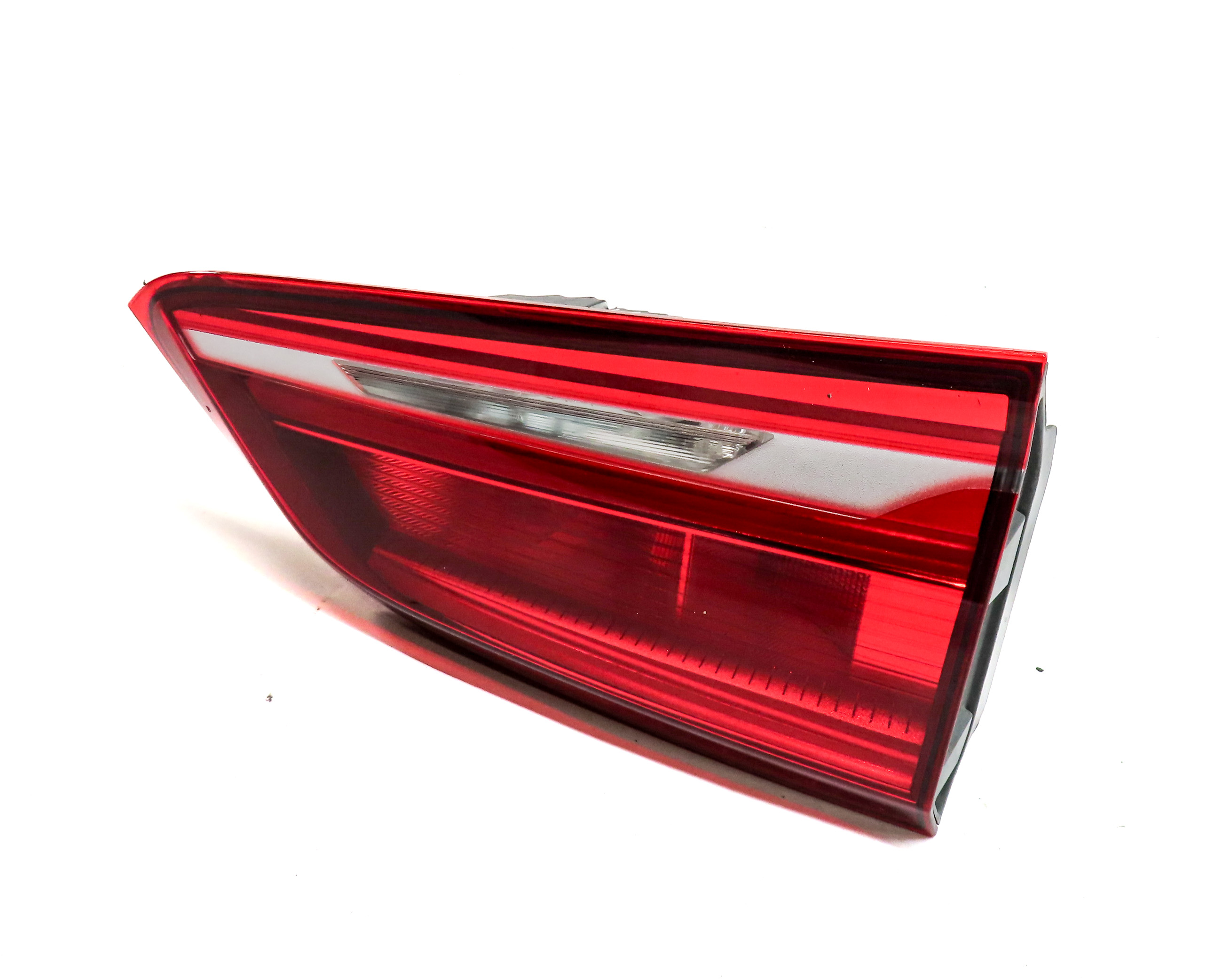 16-19 BMW X1 (F48) REAR RIGHT INNER TAILLIGHT (FITS MODELS w/ LED HEADLIGHTS) — exact item pictured